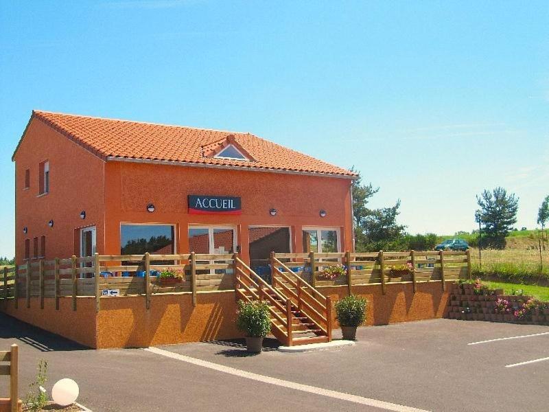 Hotel Cantal Cottages Saint-Georges  Luaran gambar