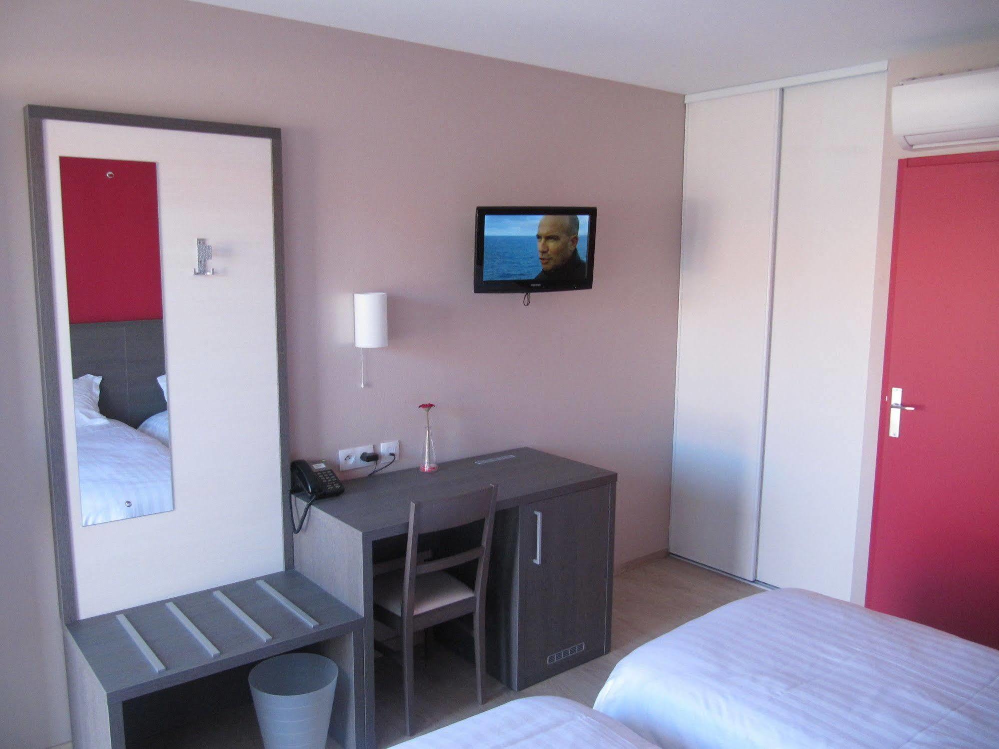 Hotel Cantal Cottages Saint-Georges  Luaran gambar